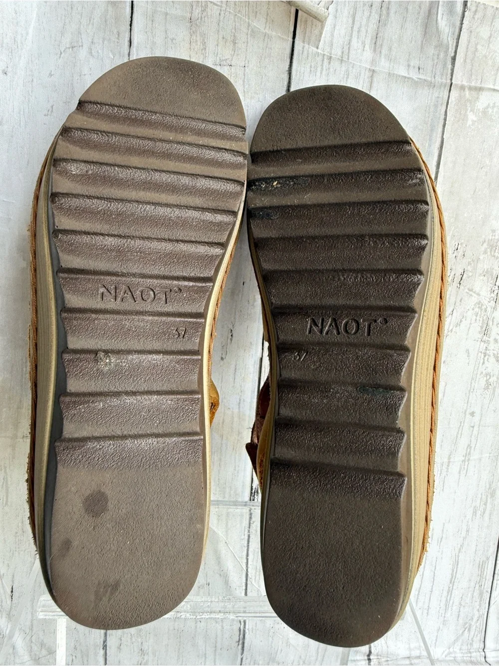 Naot Women’s Verbena Leather Ankle Strap Wedge Open Toe Sz 37